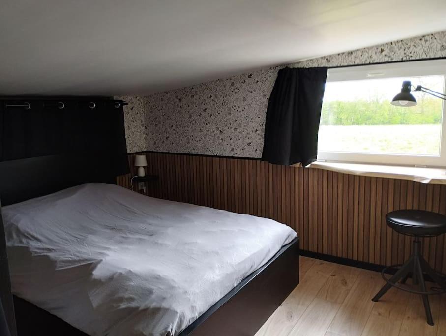 La Rose Du Bel Homme Apartment Rocroi Exterior photo